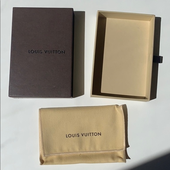 Louis Vuitton small key chain drawer box - Picture 3 of 6